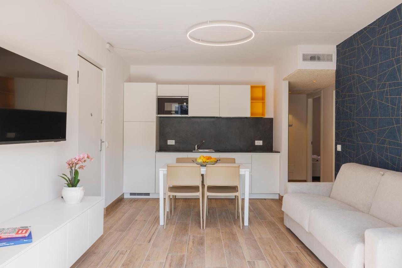 Lake Side Suites Riva del Garda Exterior foto