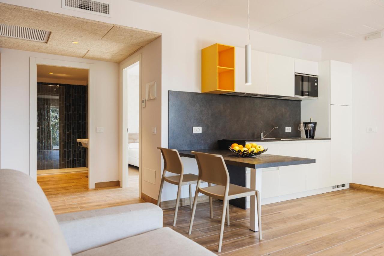 Lake Side Suites Riva del Garda Exterior foto